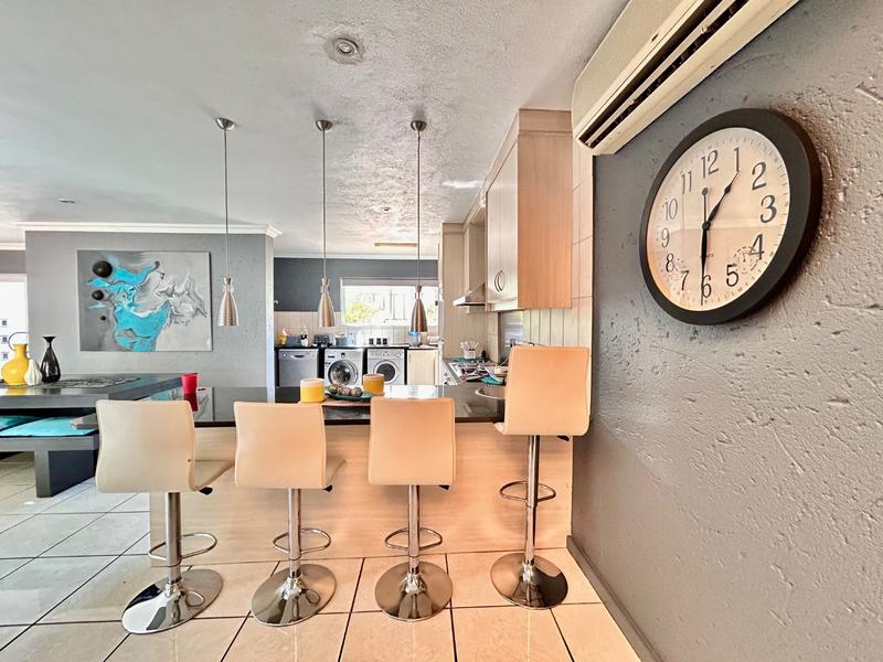 4 Bedroom Property for Sale in Caribbean Beach Club North West